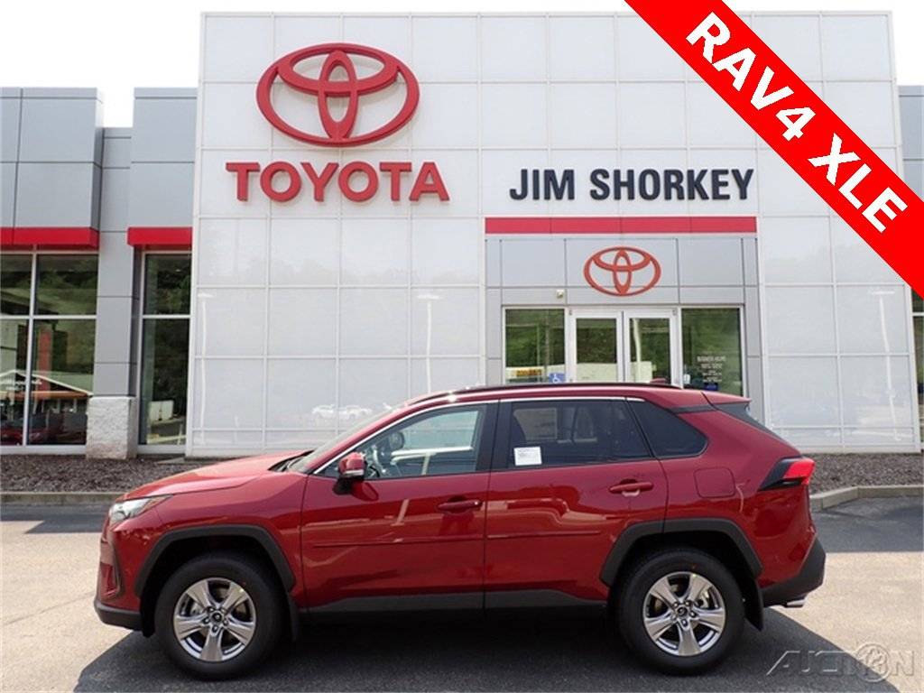 2025 Toyota RAV4 XLE — SUV — 925 mi — Pittsburgh, PA