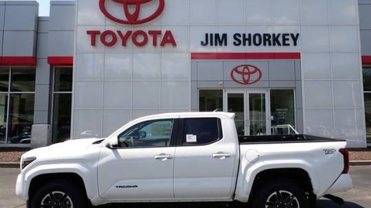 2024 Toyota Tacoma TRD Sport — Pickup Truck — 4,356 mi — Pittsburgh, PA