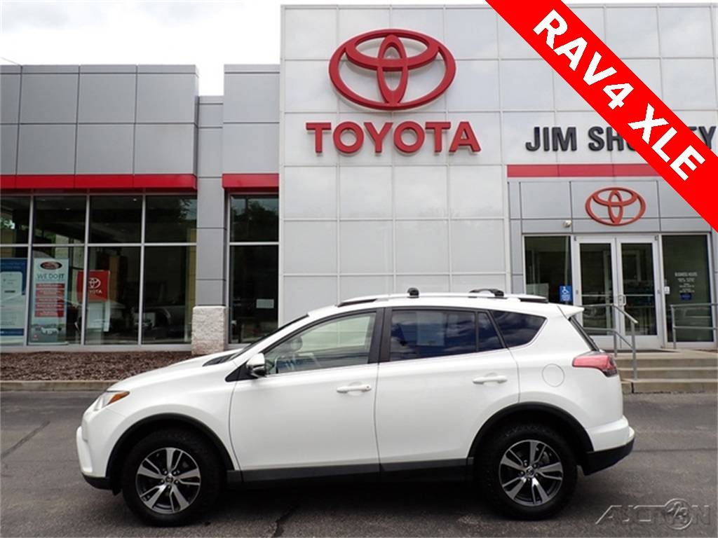 2017 Toyota RAV4 XLE — SUV — 137,391 mi — Pittsburgh, PA