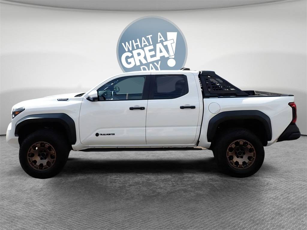 2025 Toyota Tacoma Trailhunter Hybrid — Pickup Truck — 733 mi — Pittsburgh, PA