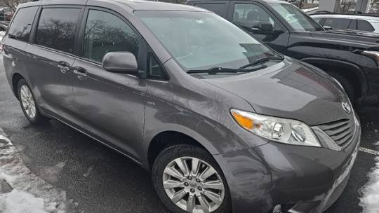2016 Toyota Sienna XLE — Minivan — 62,101 mi — Pittsburgh, PA