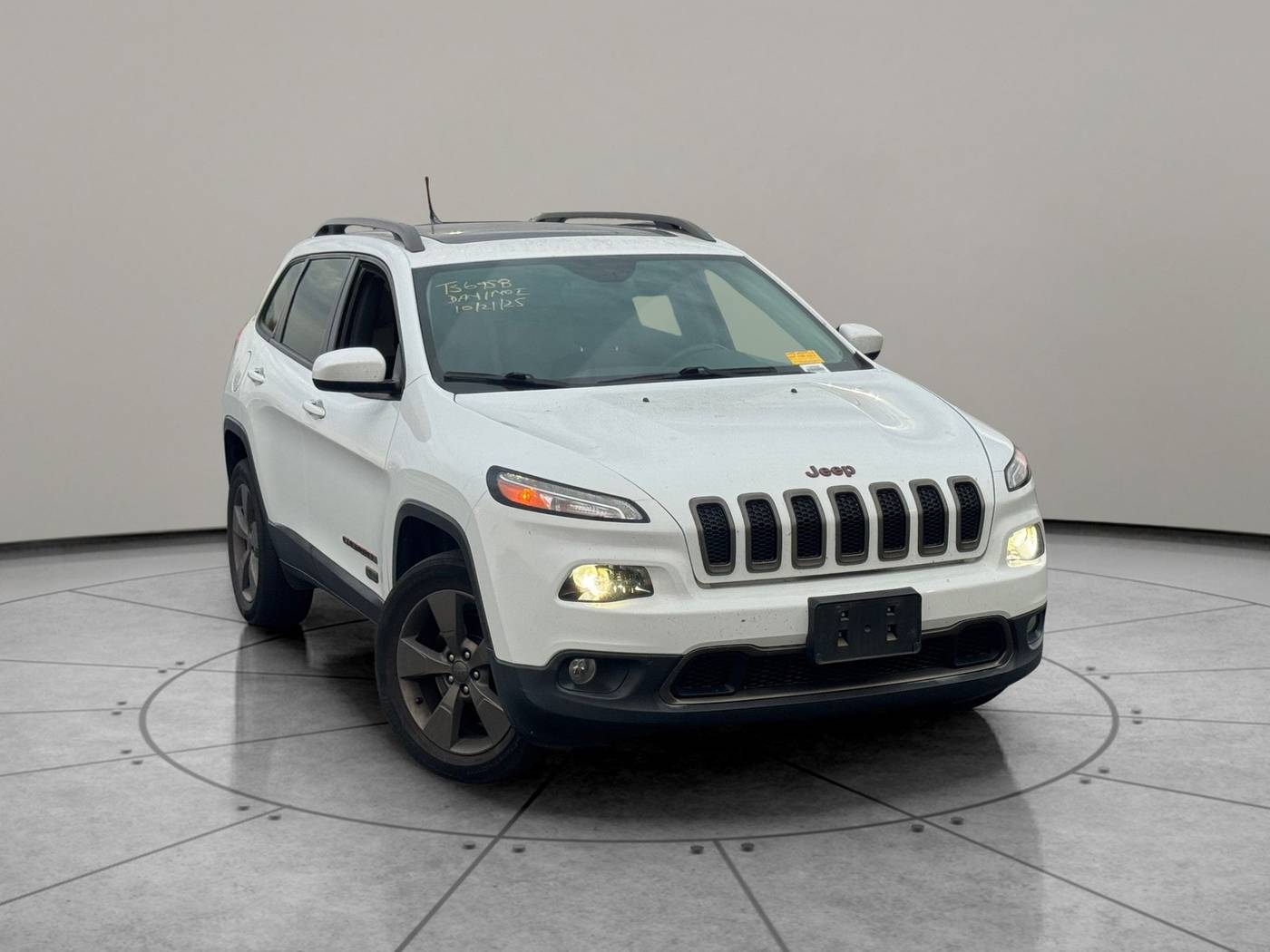 2017 Jeep Cherokee 75th Anniversary — SUV — 92,789 mi — Sacramento, CA