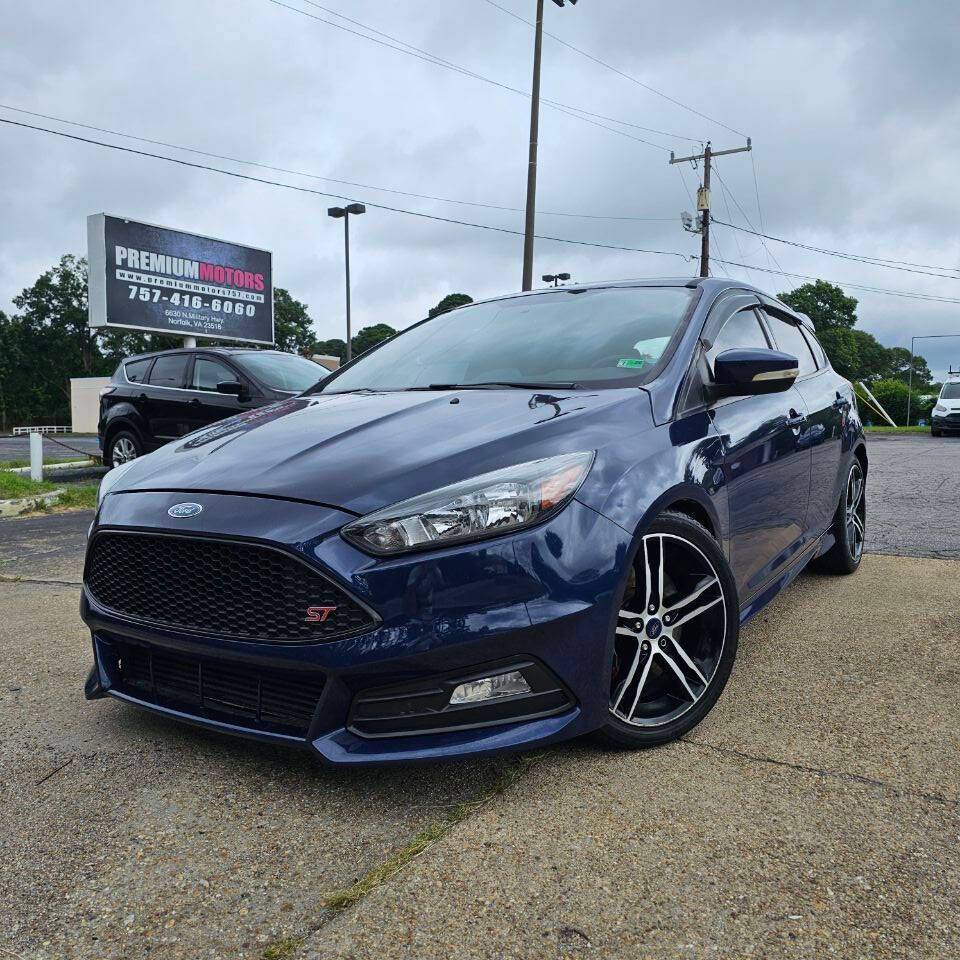2016 Ford Focus ST — Hatchback — 104,292 mi — Norfolk, VA