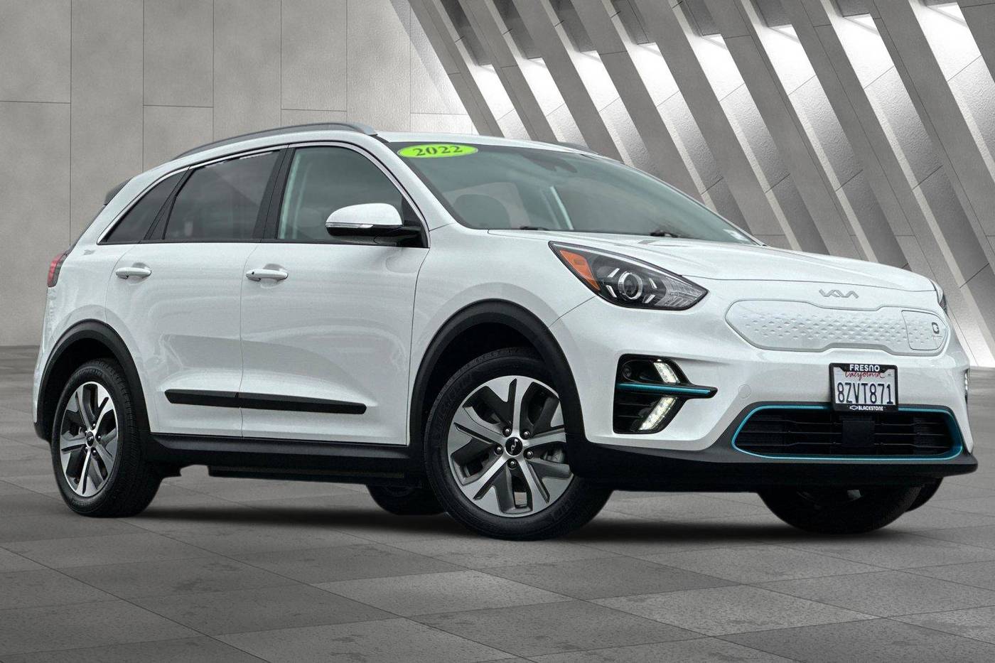 2022 Kia Niro EV EX Premium — SUV — 15,815 mi — Fresno, CA