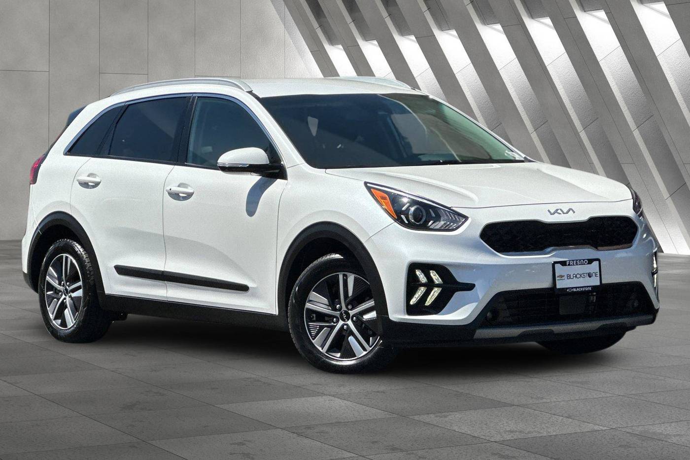 2022 Kia Niro Plug-In Hybrid EX — SUV — 49,084 mi — Fresno, CA