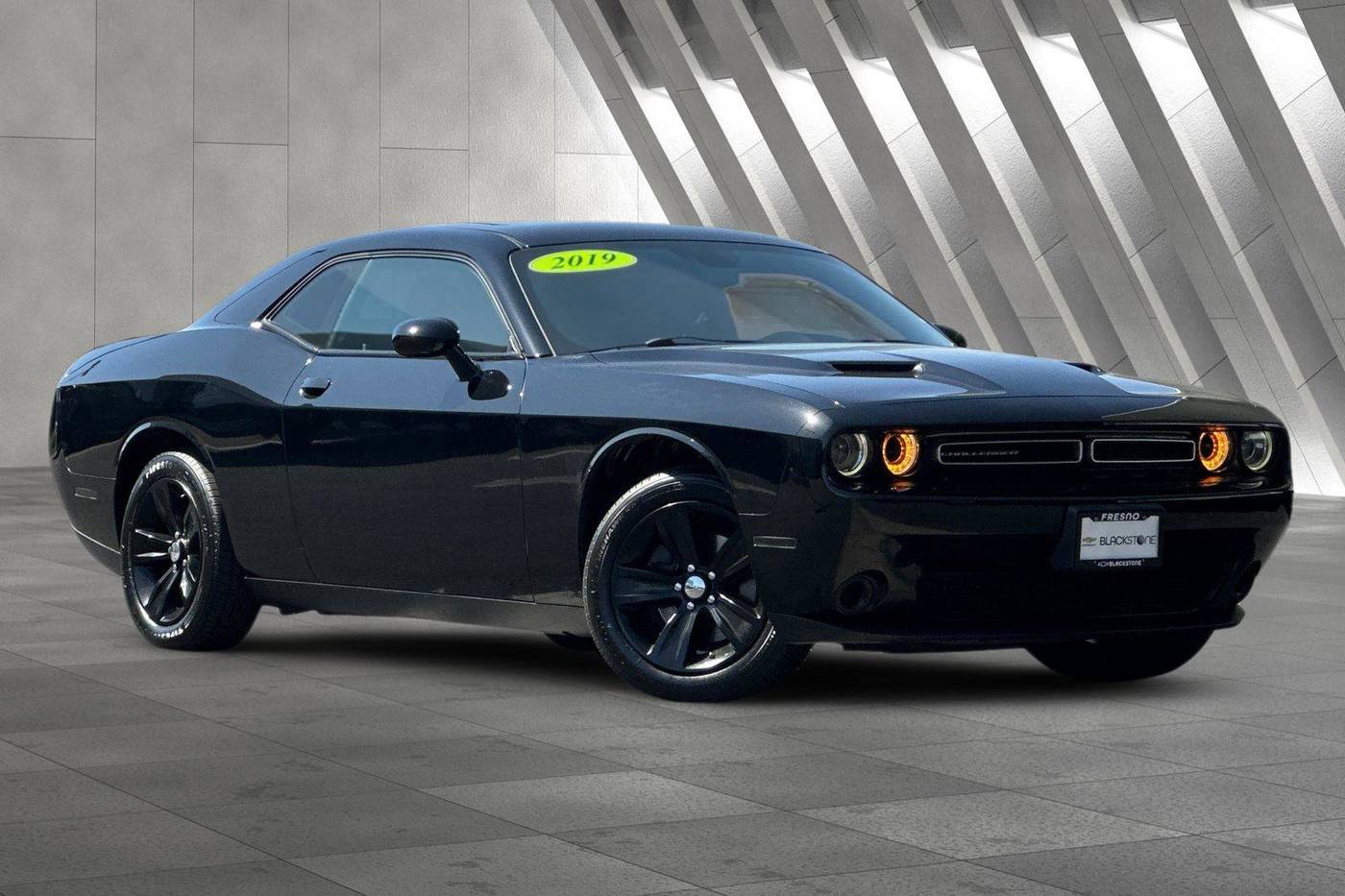 2019 Dodge Challenger SXT — Coupe — 78,277 mi — Fresno, CA
