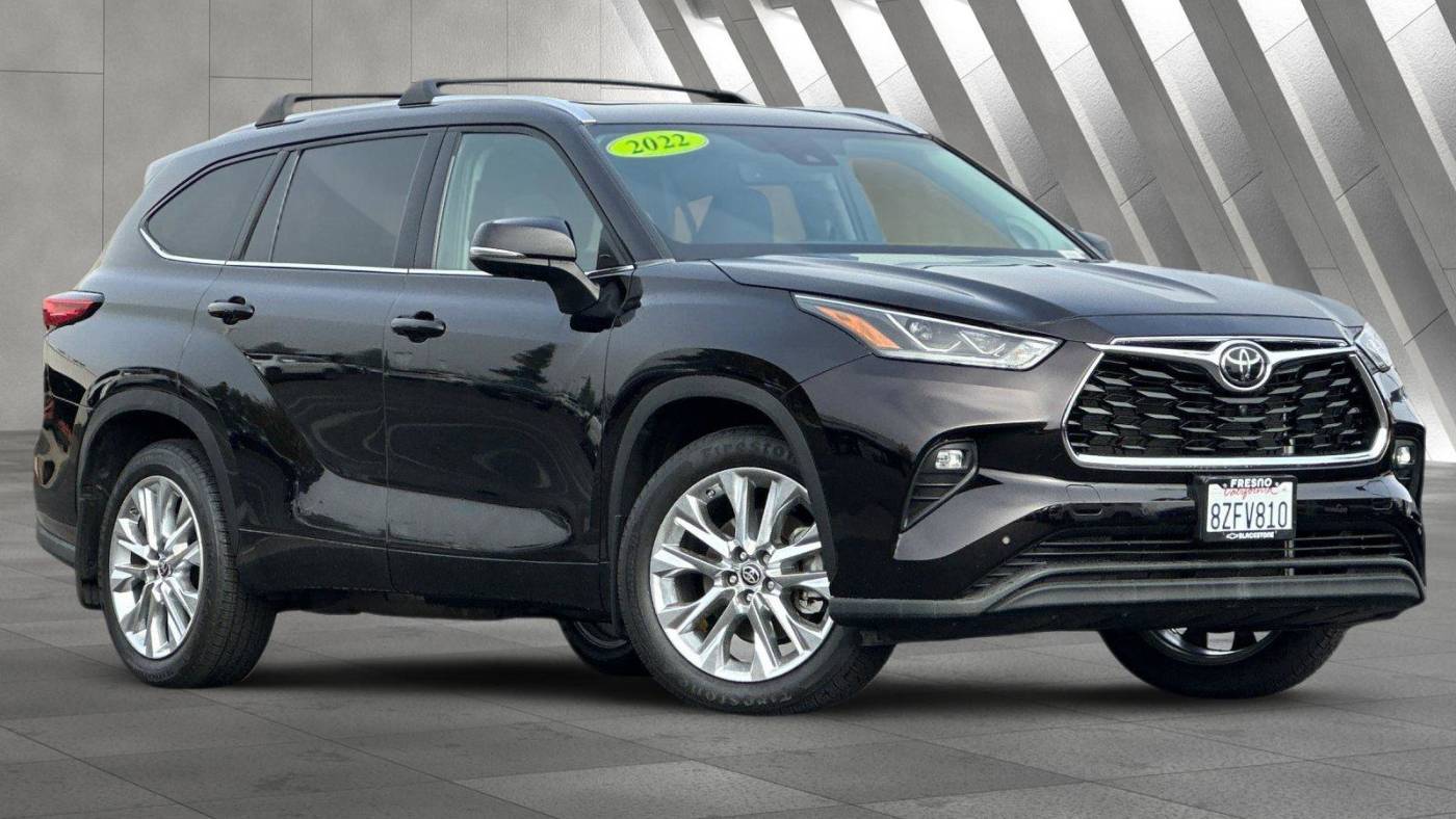 2022 Toyota Highlander Limited — SUV — 29,040 mi — Fresno, CA