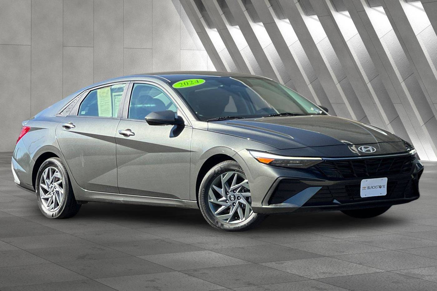 2024 Hyundai Elantra SEL — Sedan — 40,561 mi — Fresno, CA