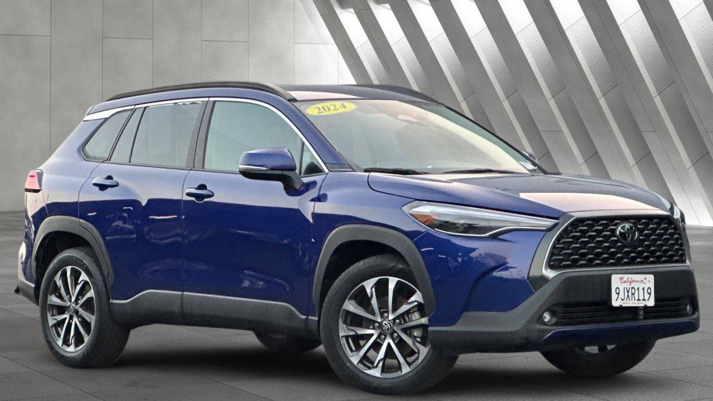 2024 Toyota Corolla Cross XLE — SUV — 19,025 mi — Fresno, CA