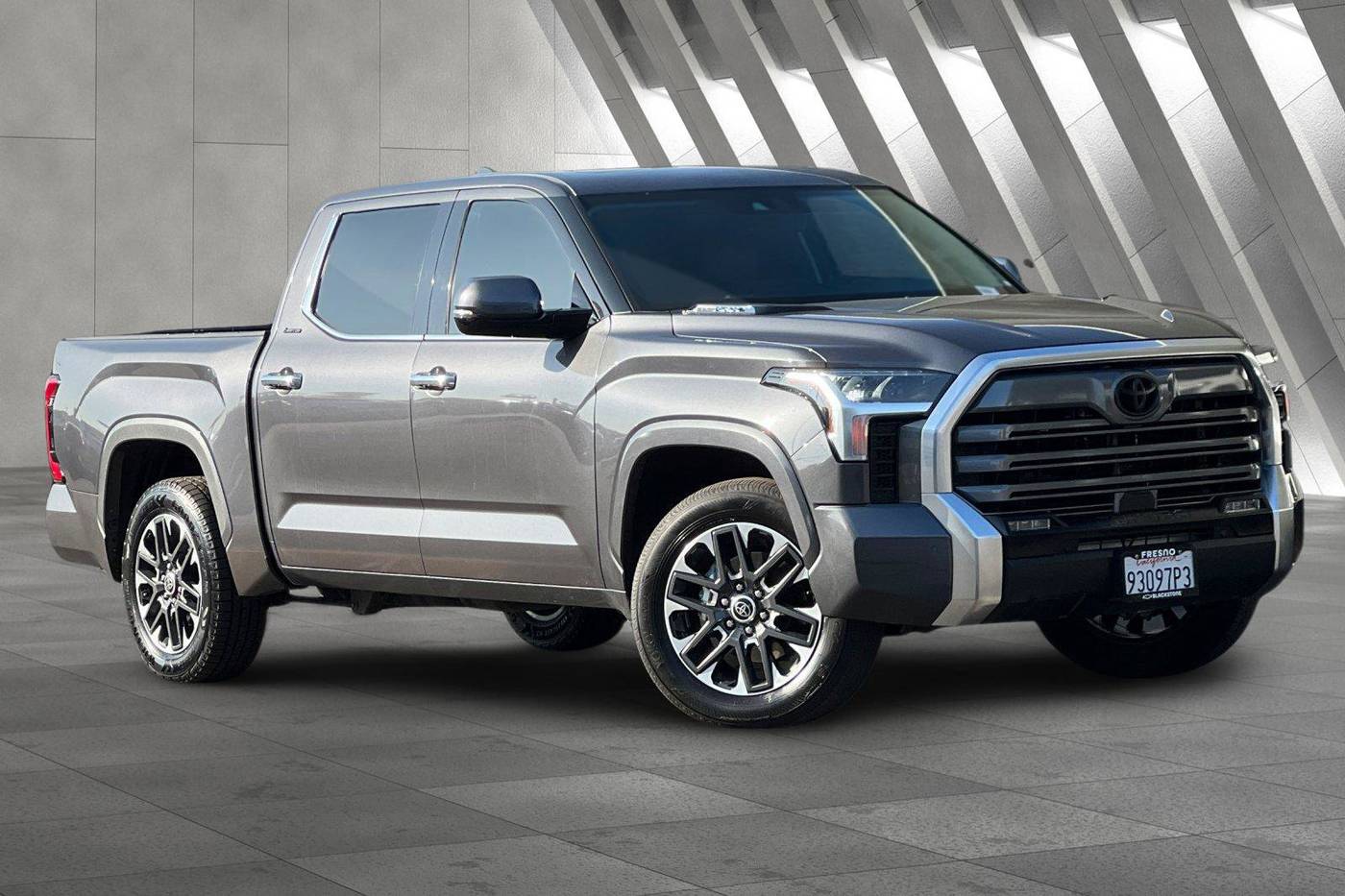 2023 Toyota Tundra Hybrid Limited — Pickup Truck — 17,583 mi — Fresno, CA