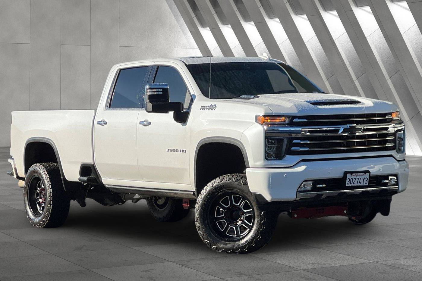 2021 Chevrolet Silverado 3500HD High Country — Pickup Truck — 70,180 mi — Fresno, CA