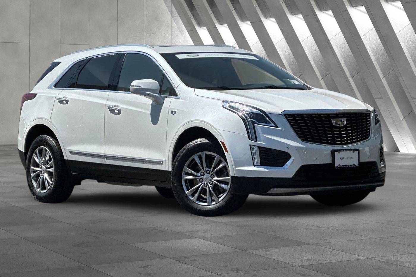 2022 Cadillac XT5 Premium Luxury — SUV — 43,560 mi — Fresno, CA
