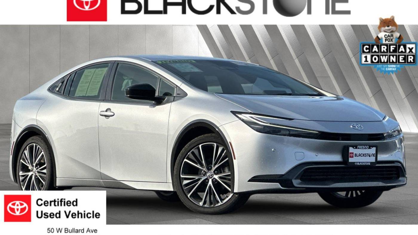 2024 Toyota Prius LE — Hatchback — 14,216 mi — Fresno, CA