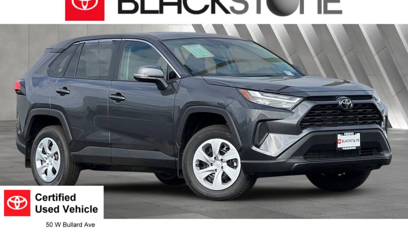 2025 Toyota RAV4 LE — SUV — 28 mi — Fresno, CA