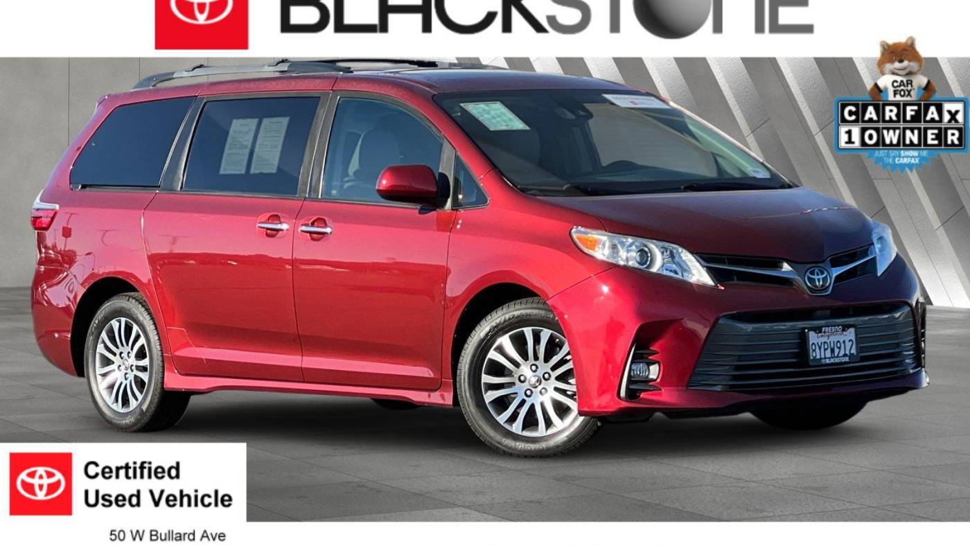 2020 Toyota Sienna XLE