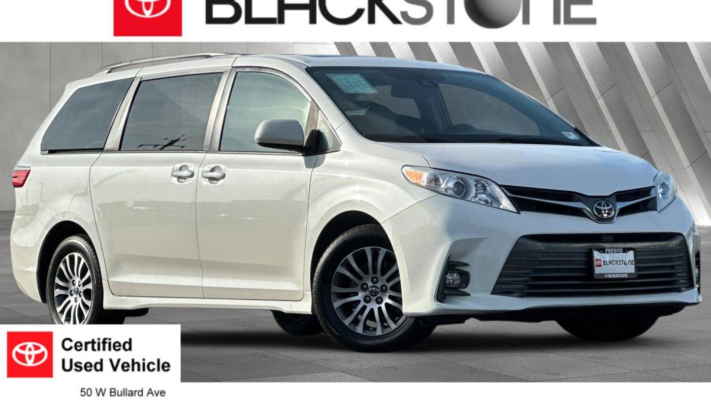 2018 Toyota Sienna XLE — Minivan — 64,106 mi — Fresno, CA