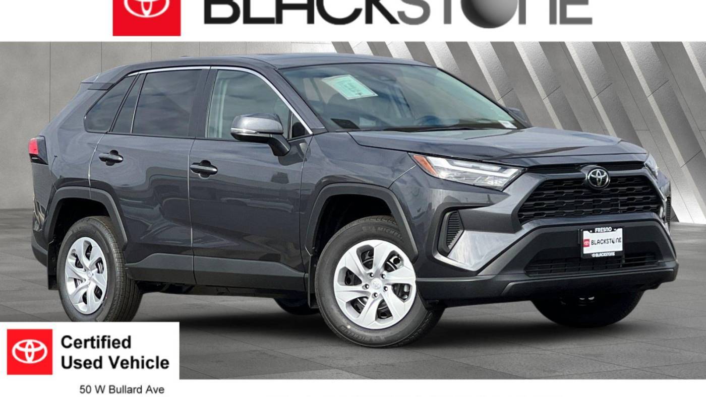 2025 Toyota RAV4 LE — SUV — 28 mi — Fresno, CA