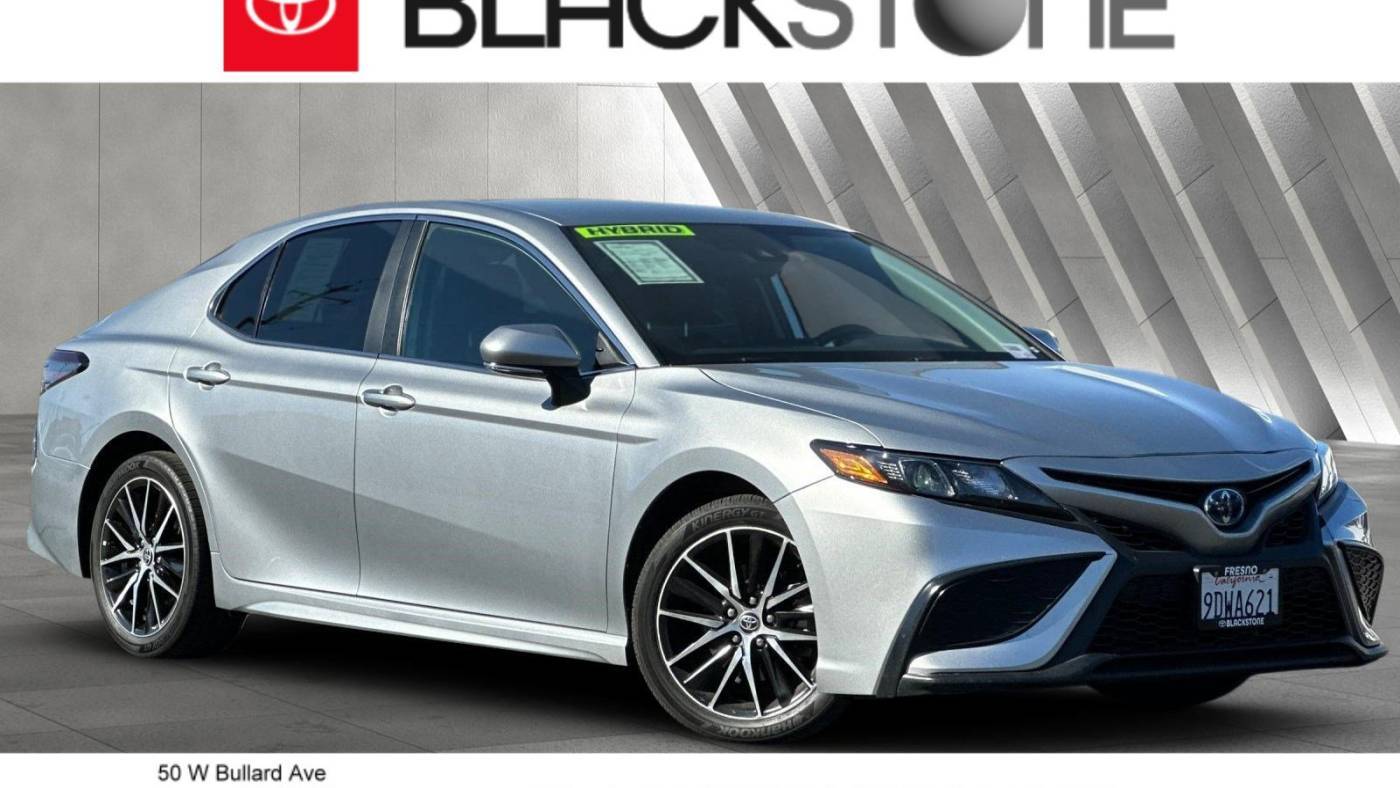 2023 Toyota Camry Hybrid SE — Sedan — 42,676 mi — Fresno, CA