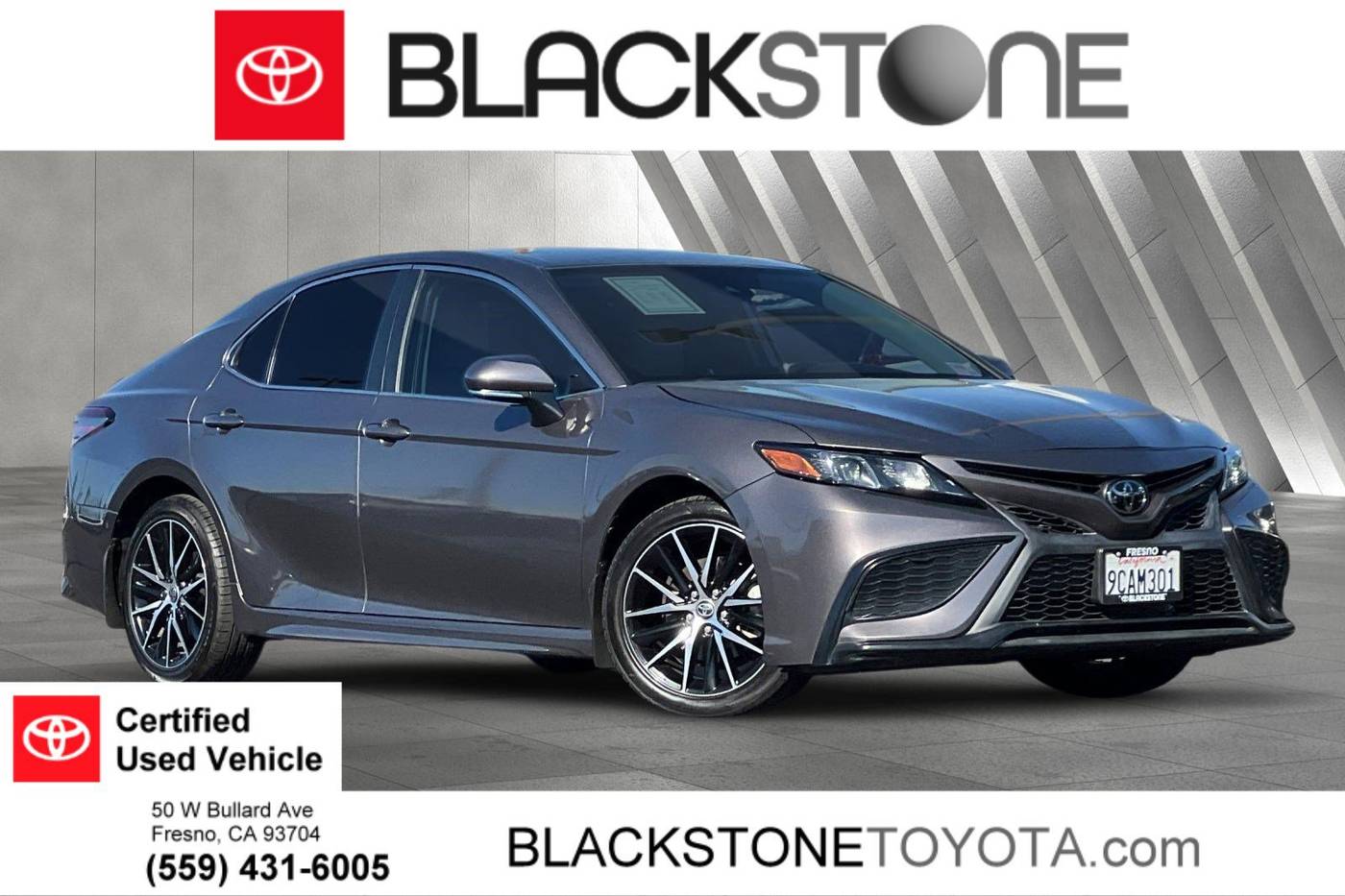 2022 Toyota Camry SE — Sedan — 29,456 mi — Fresno, CA