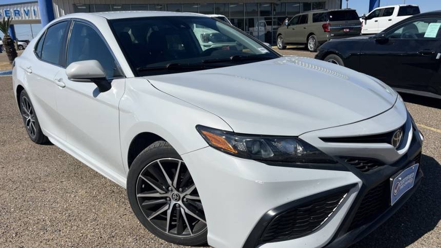 2022 Toyota Camry SE — Sedan — 65,901 mi — Lyford, TX