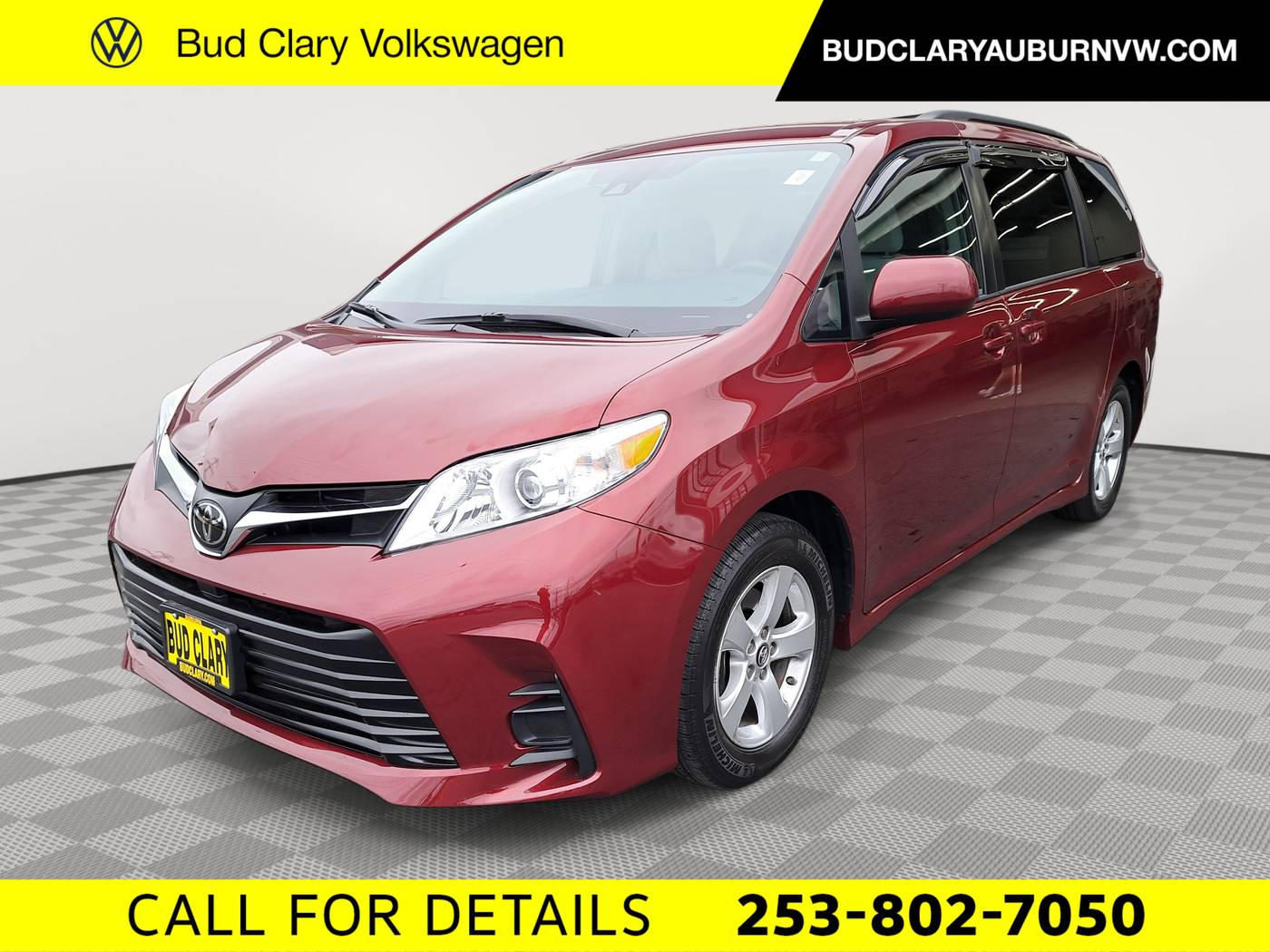 2018 Toyota Sienna LE — Minivan — 5,778 mi — Auburn, WA