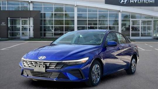 2024 Hyundai Elantra SEL — Sedan — 11 mi — Houston, TX