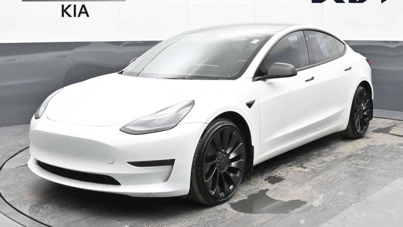 2023 Tesla Model 3 Performance — Sedan — 28,739 mi — Michigan City, IN