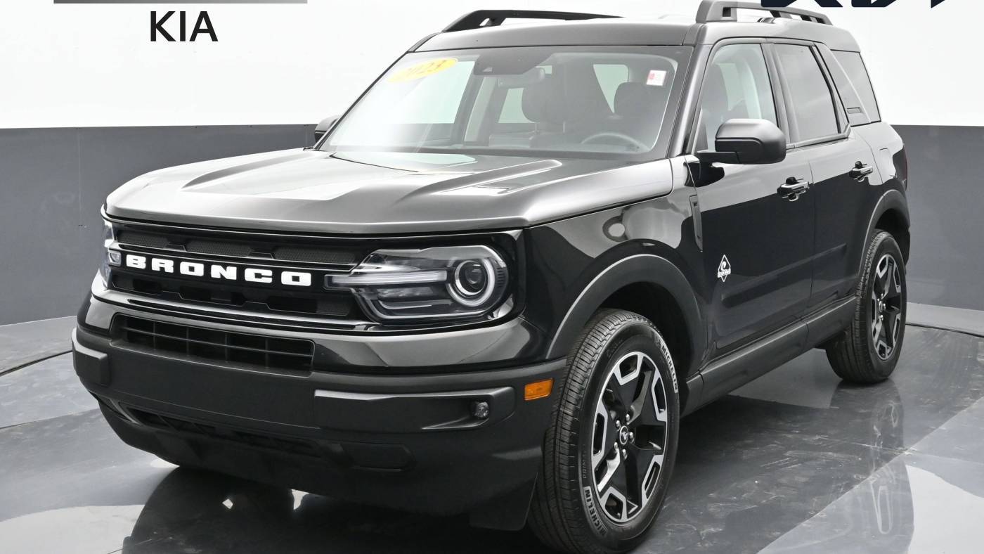 2023 Ford Bronco Sport Outer Banks — SUV — 19,732 mi — Michigan City, IN
