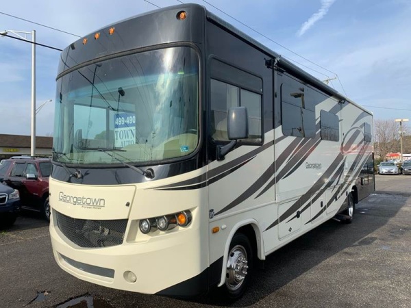 Used Ford Super Duty F-53 Motorhome for Sale: 8 Cars from $59,995 ...