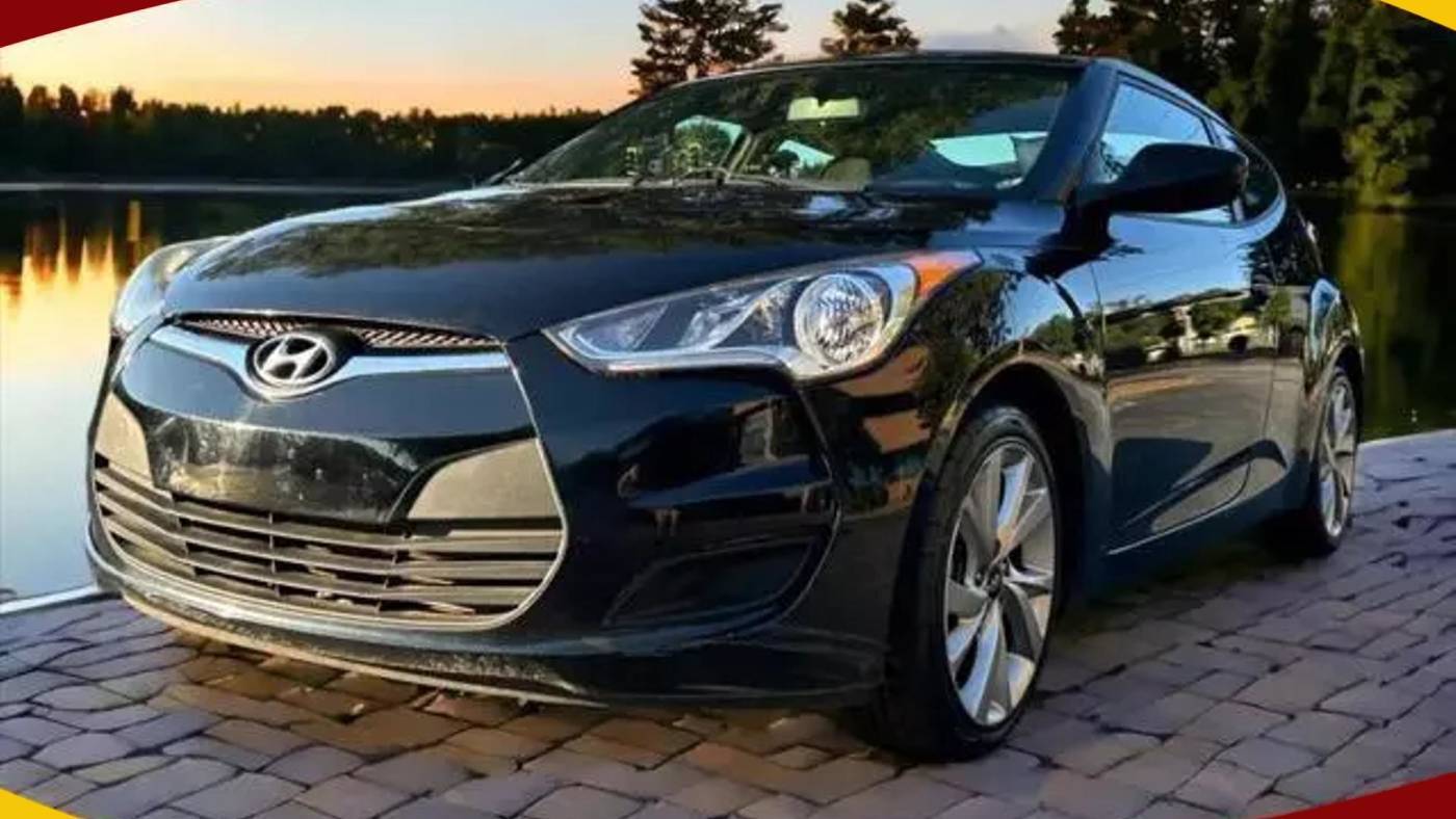 2016 Hyundai Veloster Base — Hatchback — 35,575 mi — Duluth, GA