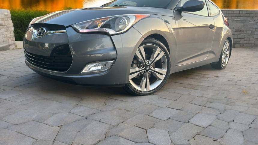 2017 Hyundai Veloster Value Edition — Hatchback — 9,751 mi — Duluth, GA