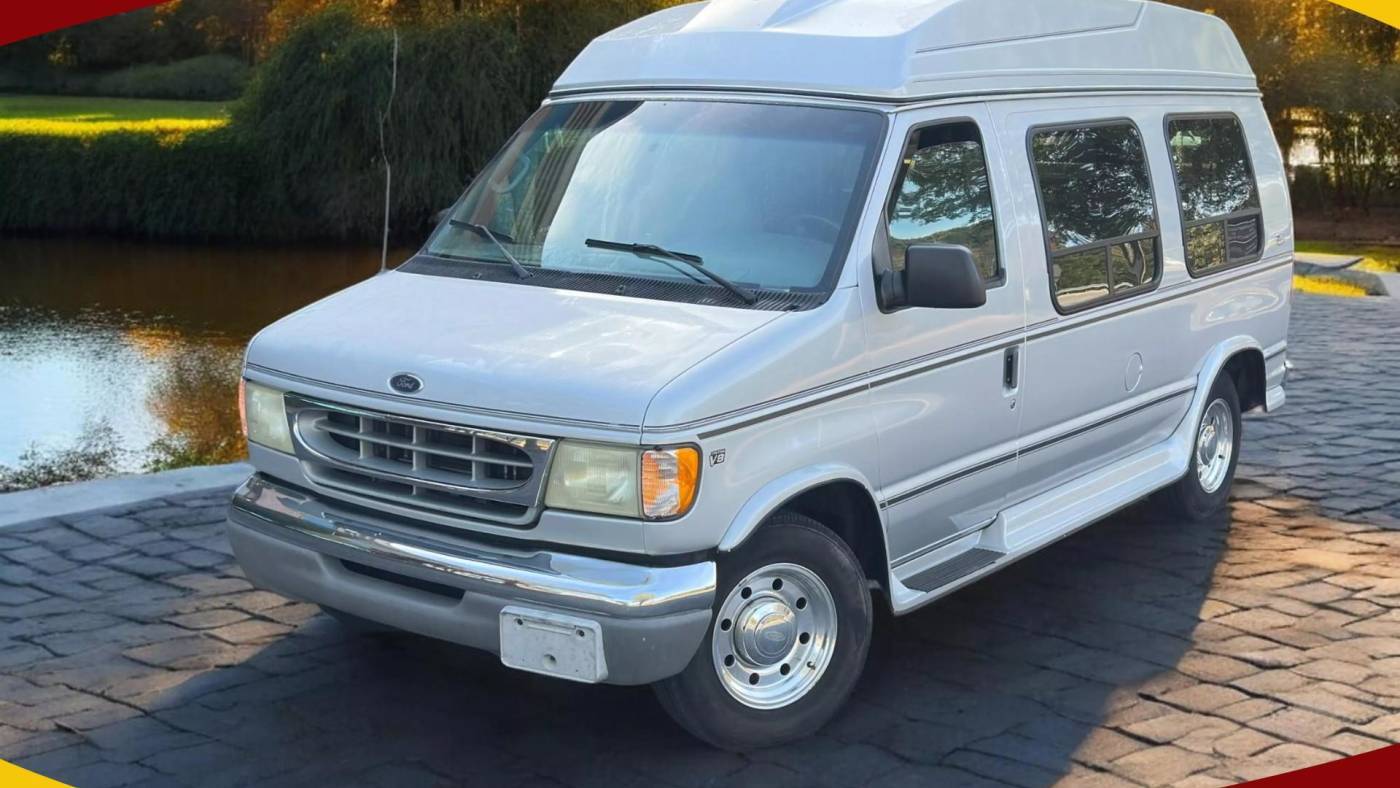 2002 Ford Econoline Cargo Van E-250 — Cargo Van — 64,703 mi — Duluth, GA