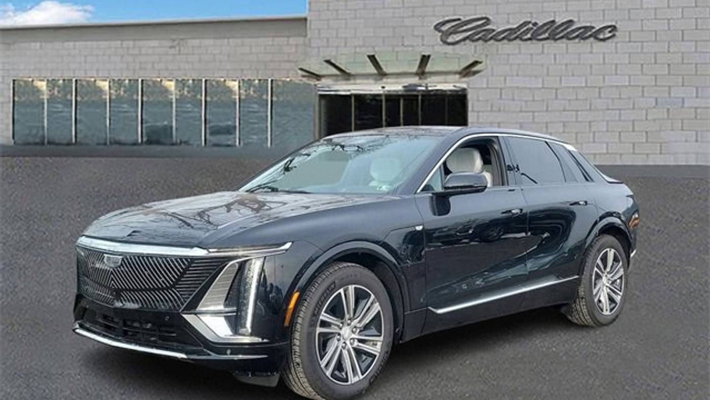 2024 Cadillac LYRIQ Luxury — SUV — 2,187 mi — Trevose, PA