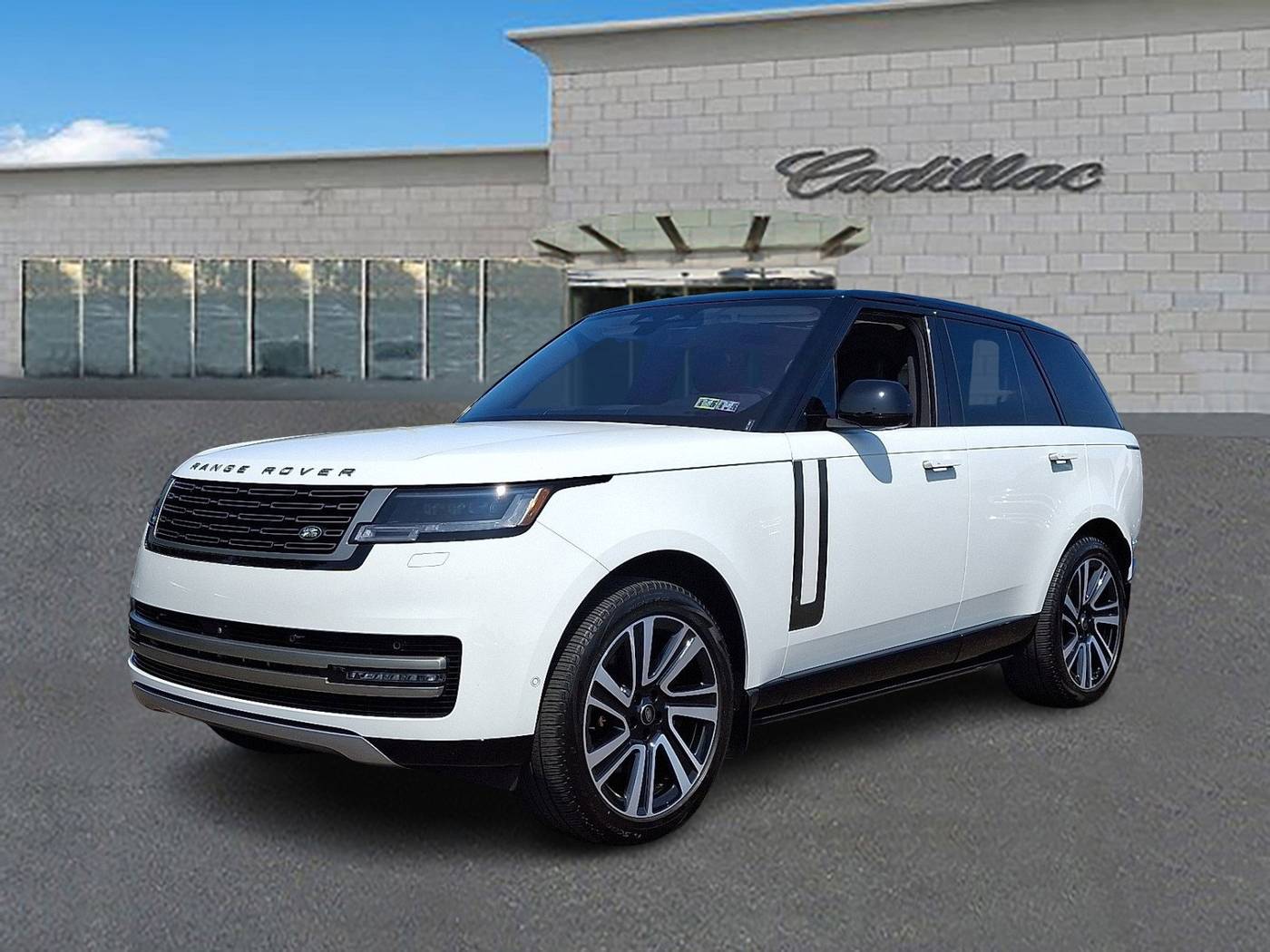 2023 Land Rover Range Rover SE — SUV — 19,558 mi — Trevose, PA