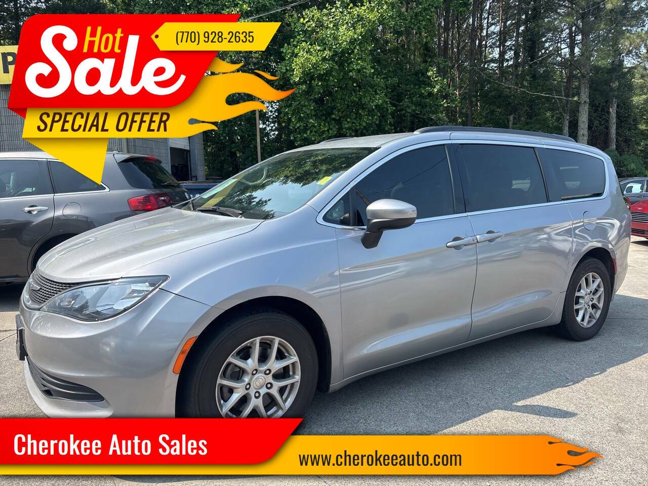 2020 Chrysler Voyager LXI — Minivan — 117,155 mi — Acworth, GA