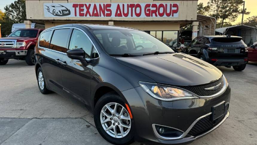 2020 Chrysler Pacifica Touring — Minivan — 108,811 mi — Spring, TX
