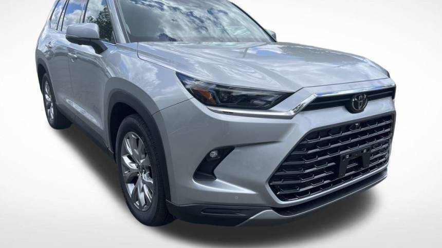 2024 Toyota Grand Highlander Limited — SUV — 6,022 mi — Bristol, CT