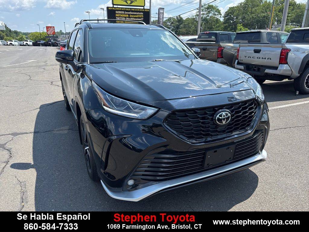 2022 Toyota Highlander XSE — SUV — 20,292 mi — Bristol, CT