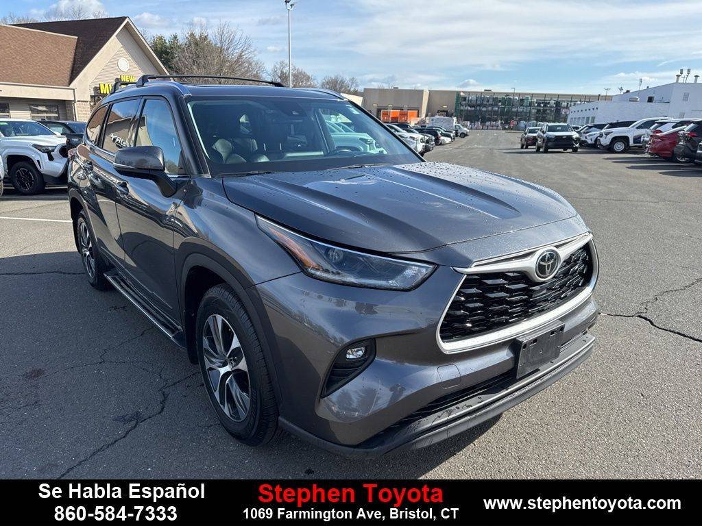 2021 Toyota Highlander XLE — SUV — 50,000 mi — Bristol, CT