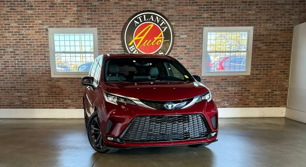 2021 Toyota Sienna XSE — Minivan — 103,125 mi — Marietta, GA