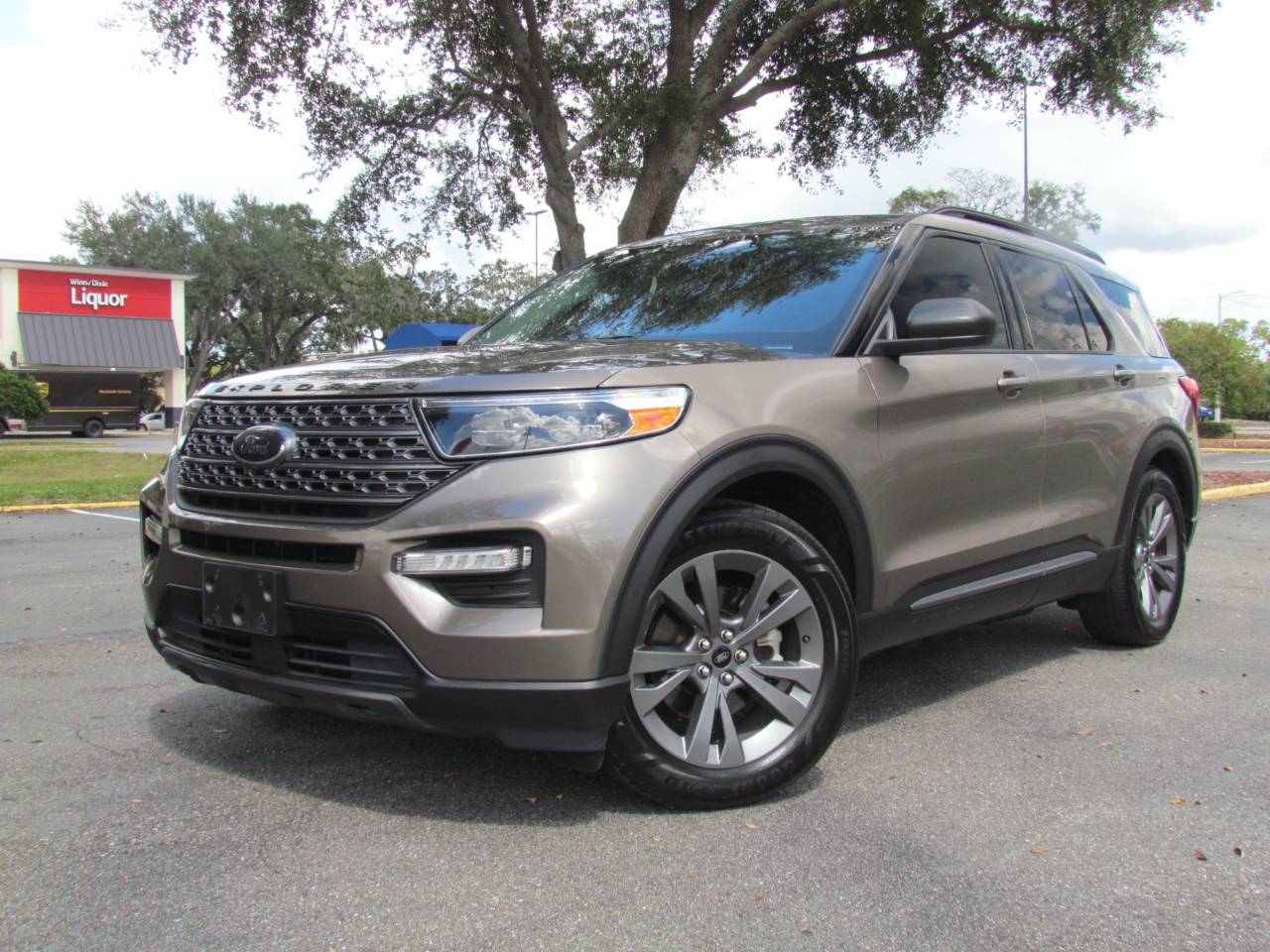 2021 Ford Explorer XLT — SUV — 69,172 mi — Tampa, FL