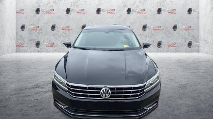 2018 Volkswagen Passat 2.0T SEL Premium — Sedan — 71,964 mi — Redford, MI