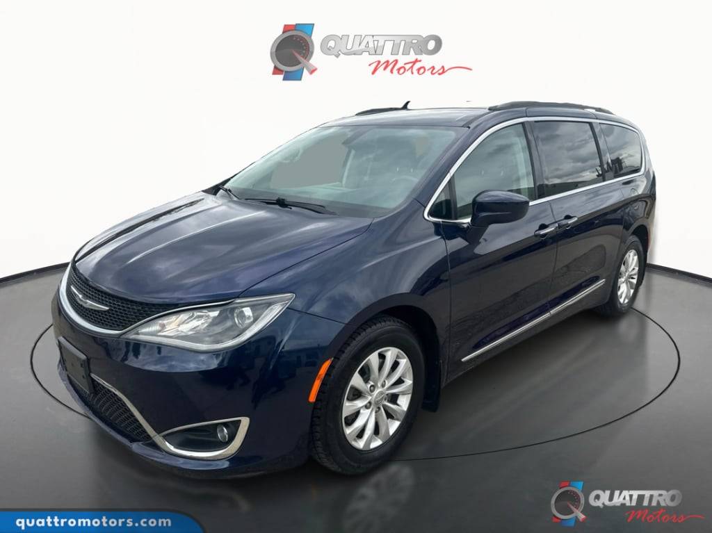 2017 Chrysler Pacifica Touring L — Minivan — 79,862 mi — Redford, MI