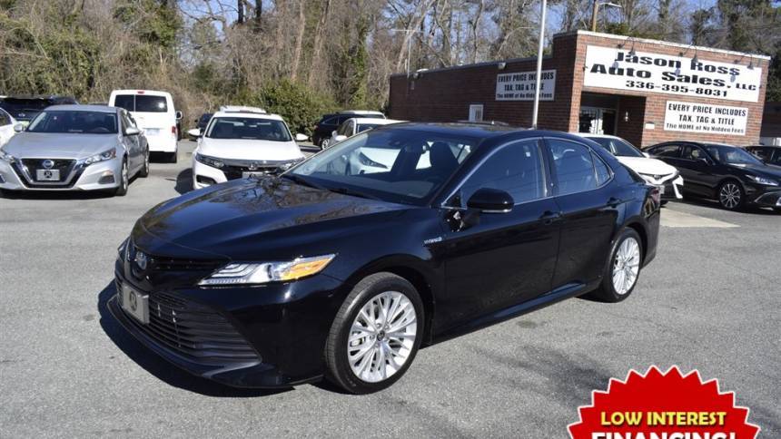 2020 Toyota Camry Hybrid XLE — Sedan — 64,480 mi — Burlington, NC