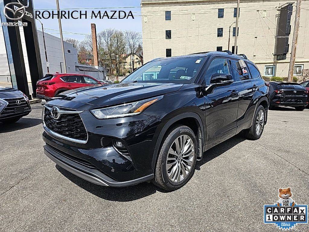2022 Toyota Highlander Platinum — SUV — 22,272 mi — Pittsburgh, PA