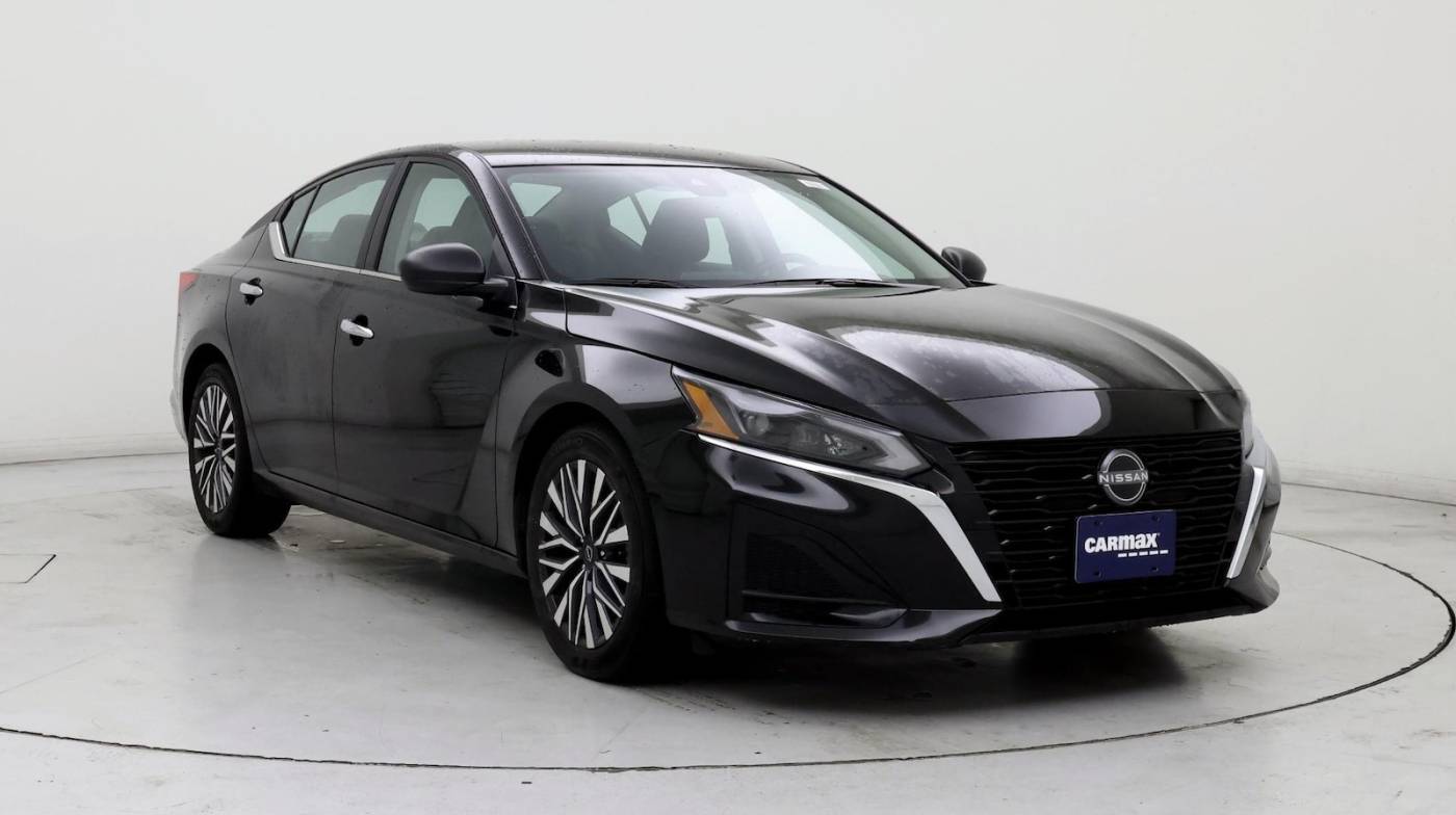 2024 Nissan Altima SV — Sedan — 15,881 mi — Beaverton, OR