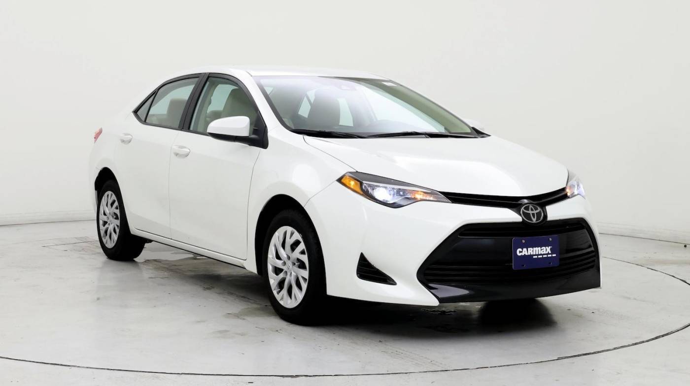 2019 Toyota Corolla LE — Sedan — 8,735 mi — Beaverton, OR