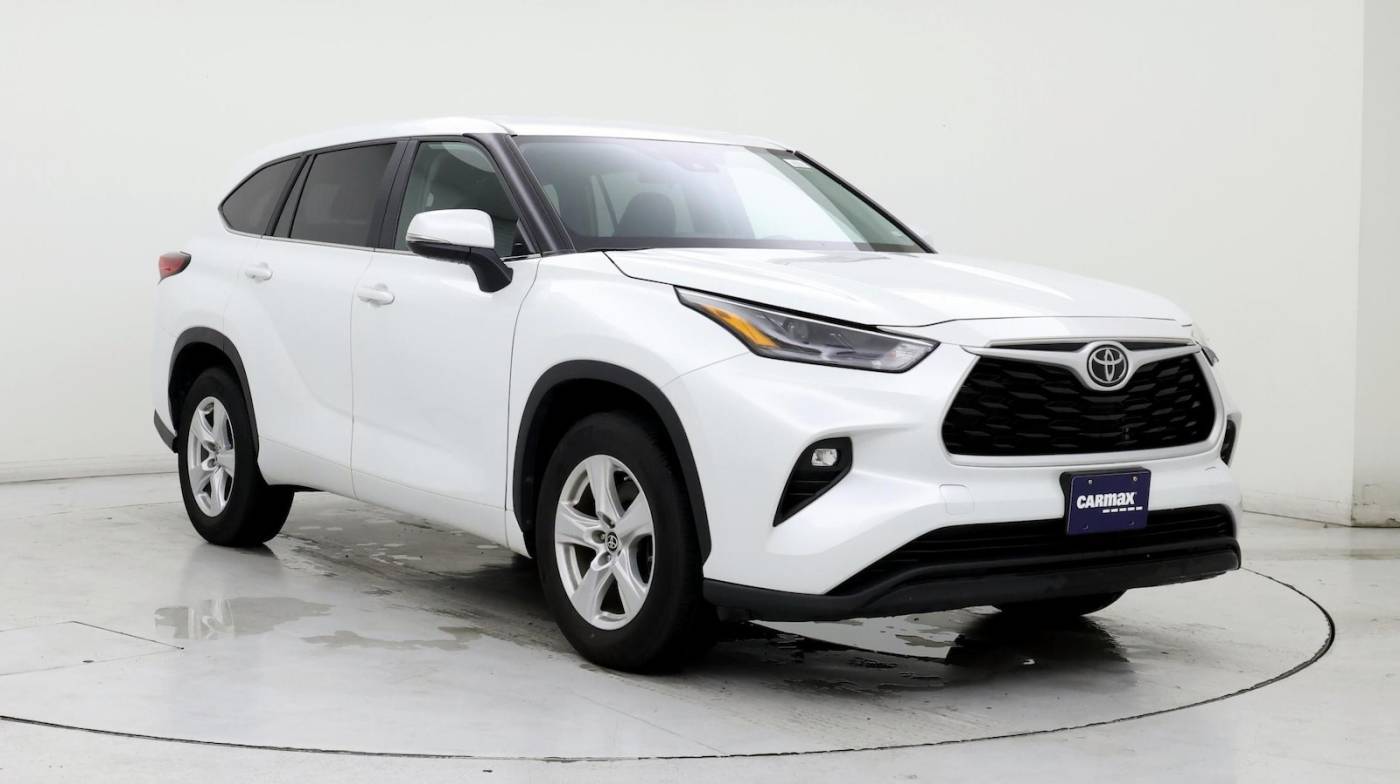 2023 Toyota Highlander LE — SUV — 32,966 mi — Beaverton, OR