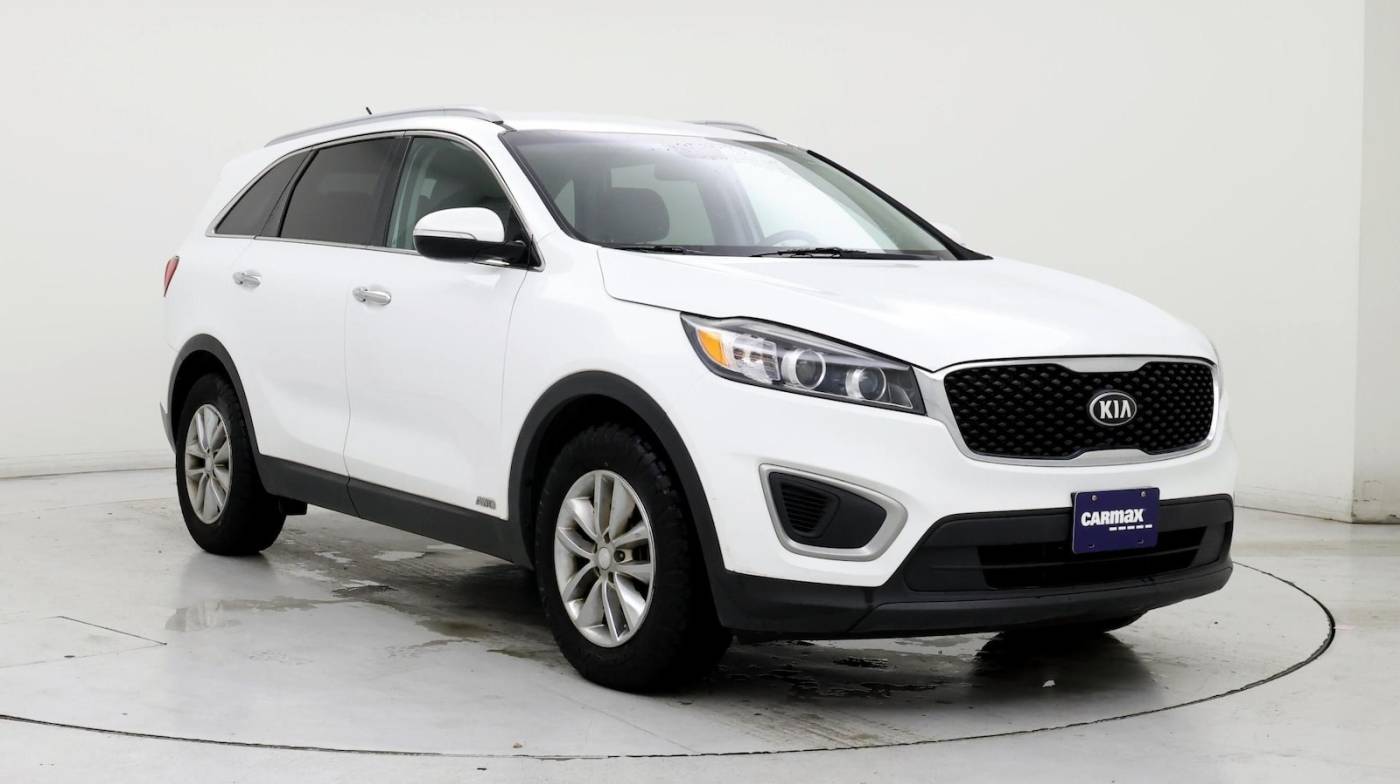 2017 Kia Sorento LX V6 — SUV — 64,417 mi — Beaverton, OR