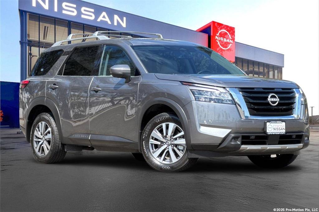2023 Nissan Pathfinder SL — SUV — 14,715 mi — Corona, CA